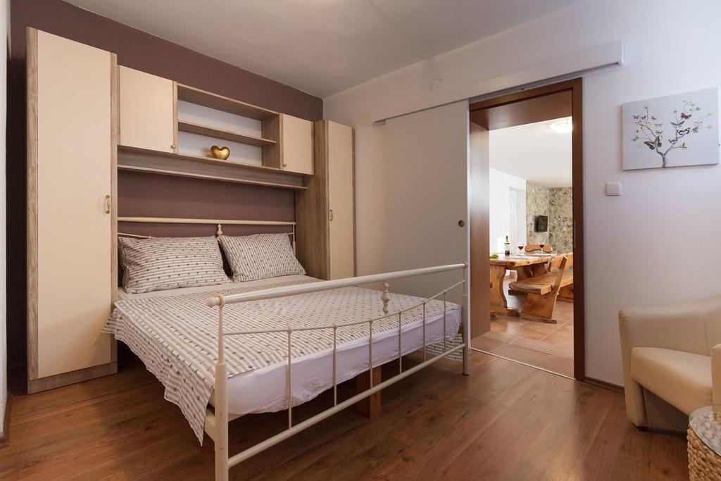 Apartmani Maksan Pakoštane Dış mekan fotoğraf