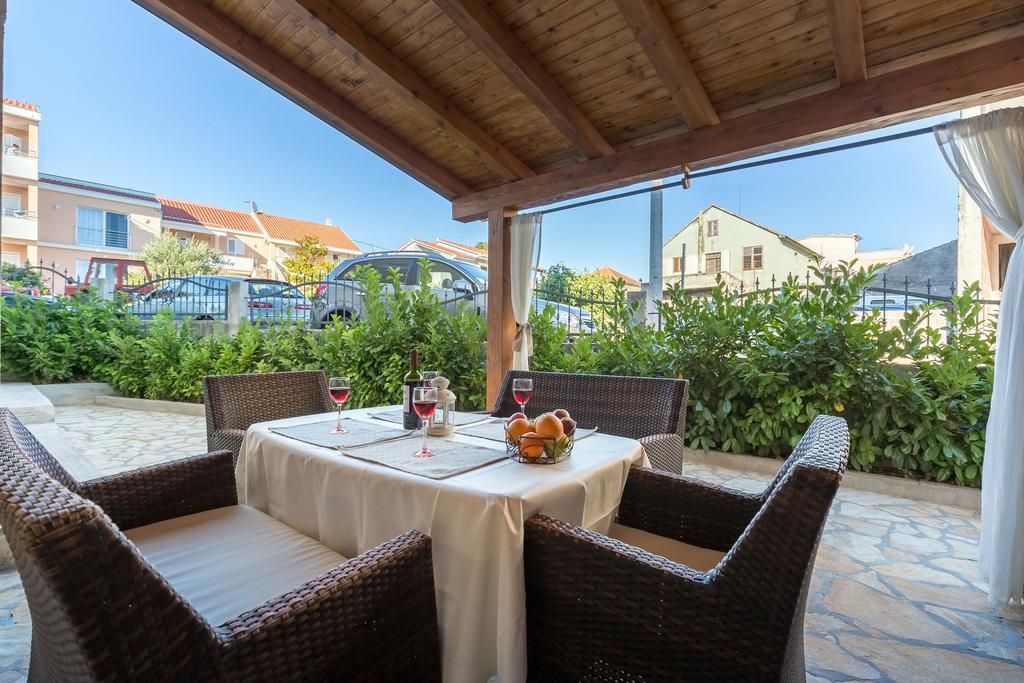Apartmani Maksan Pakoštane Dış mekan fotoğraf